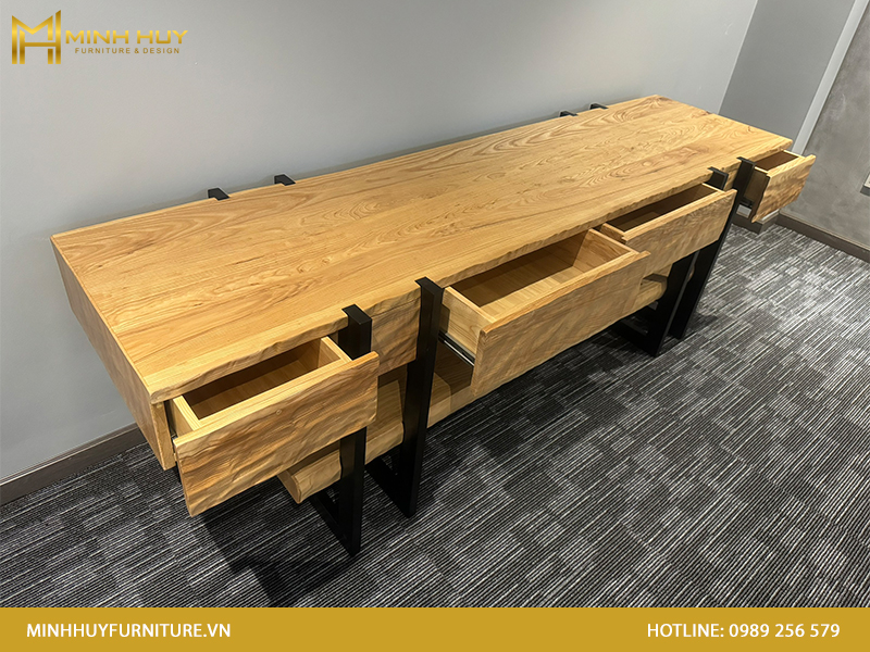 bàn học chân sắt có giá sách